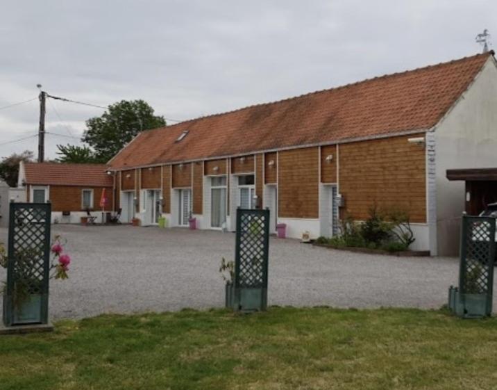 Gites La Riviere Des Iles Ponthoile Exterior foto